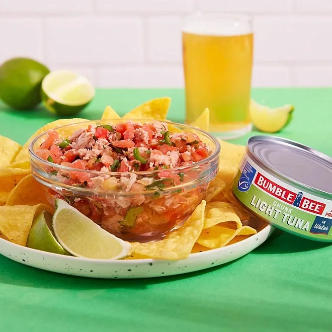 Bumble Bee Chunk Light Tuna in Water 5 oz., 12 ct. 4